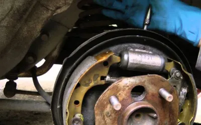 5 Symptoms of a Faulty Master Brake Cylinder and When to Replace It