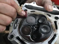 Engine decarbonization: a complete guide to benefits and drawbacks