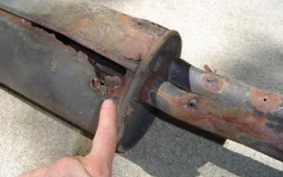 Rugina la mașină: cauze, prevenire și metode de tratare