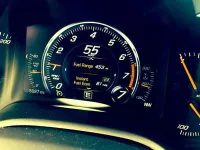 Autonomia vehiculului: cum se calculează și factorii care o influențează