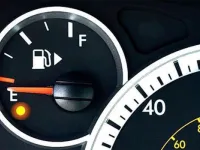 Fuel Gauge Issues: Causes and Solutions for a Faulty Needle