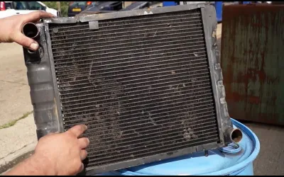 Cosa può guastarsi nel radiatore dell'auto