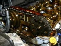 Moottorin jakorakenne: tyypit, kulumisen oireet ja milloin vaihtaa