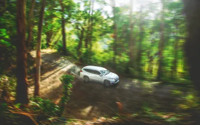 Metallic vs plastic engine splash shields: a complete buying guide