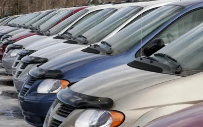 Kattava opas käytetyn auton ostamiseen – mitä tarkistaa