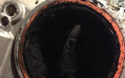 Cum să cureți clapeta de accelerație: ghid complet pas cu pas