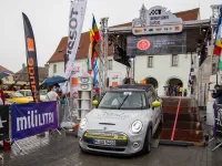 Curaj romanesc: Primul MINI Electric de competitie, pregatit in tara noastra de Vitesco Technologies