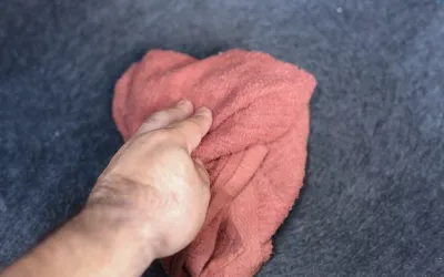 Cum să elimini mirosul de benzină din mașină - ghid complet pas cu pas