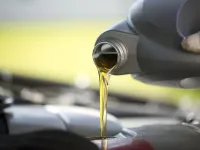 Ingredientele uleiului de motor: compoziția completă și tipurile de aditivi
