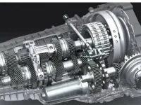 Cum să economisești mii de euro la reparația cutiei DSG: secretul mecatronicului