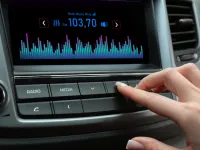 Cum să-ți faci sistemul stereo al mașinii să sune cât mai bine?