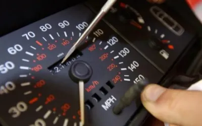 50% din mașinile second-hand din UE au kilometrajul manipulat - studiu oficial