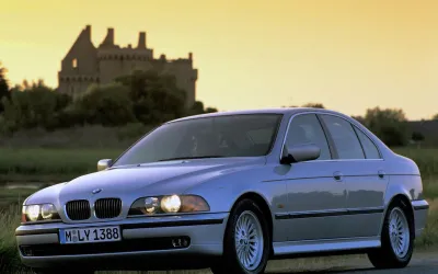 BMW E39 (1995-2003): Seria 5 için görüşler ve yaygın sorunlar