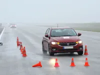 Unde poți conduce fără permis în condiții legale - poligoane auto și regulamentul în vigoare