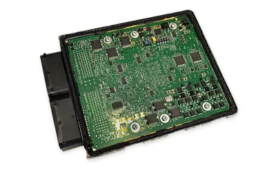 Diferența între ECU de fabrică și chiptuning: cum se modifică performanțele motorului