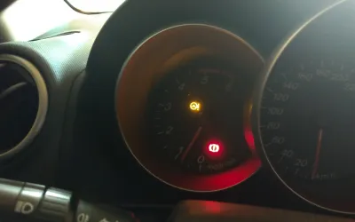 What the power steering warning light means