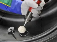 Quanto tempo puoi guidare con una gomma riparata: guida di sicurezza