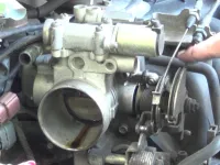 Valvola a farfalla: guida completa diagnostica, pulizia e sostituzione