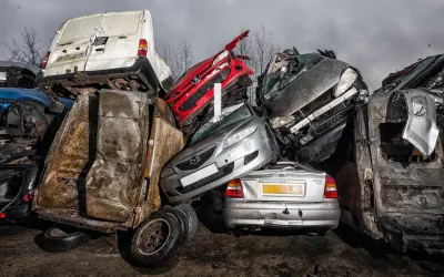 Surprinzător: 80% din mașina ta ajunge să trăiască din nou! Descoperă lumea fascinantă a reciclării auto.