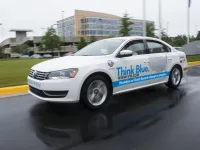 VW Passat: Recordul pentru cel mai lung drum cu un singur plin de carburant