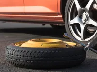 How long do spare tires last and how to use them safely