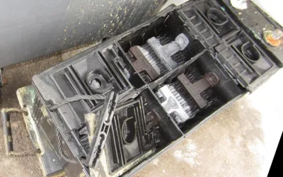 Kann eine Autobatterie explodieren? Wenn JA, aus welchem Grund?