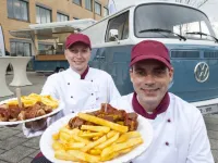 Cel mai vandut produs Volkswagen: Carnatii :), nu masinile.