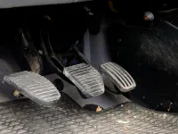 Quando cambiare correttamente le marce in un'auto con cambio manuale?